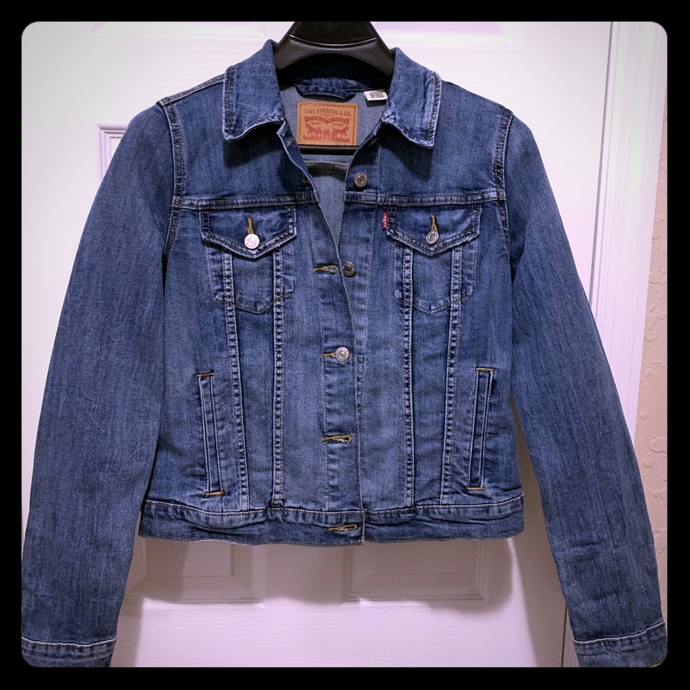Women’s Levi’s Blue Denim Jacket